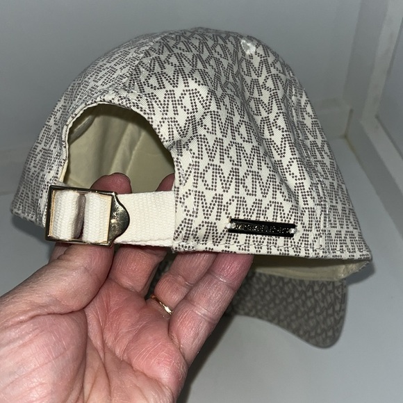 Michael Kors Logo print stretch cotton baseball cap - Picture 2 of 6